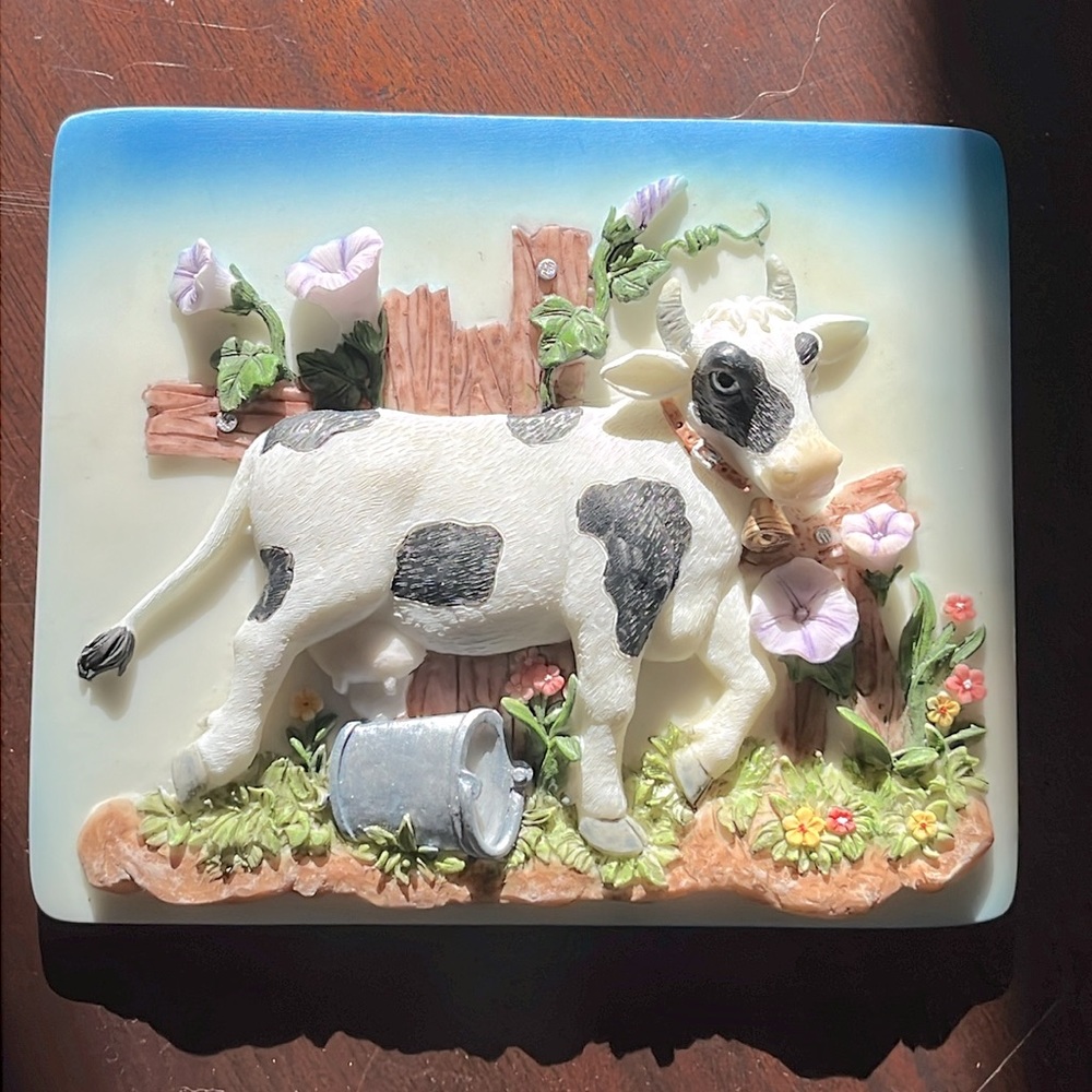 Cow farm animal  3D hanging wall decor plaque Brand New Resin